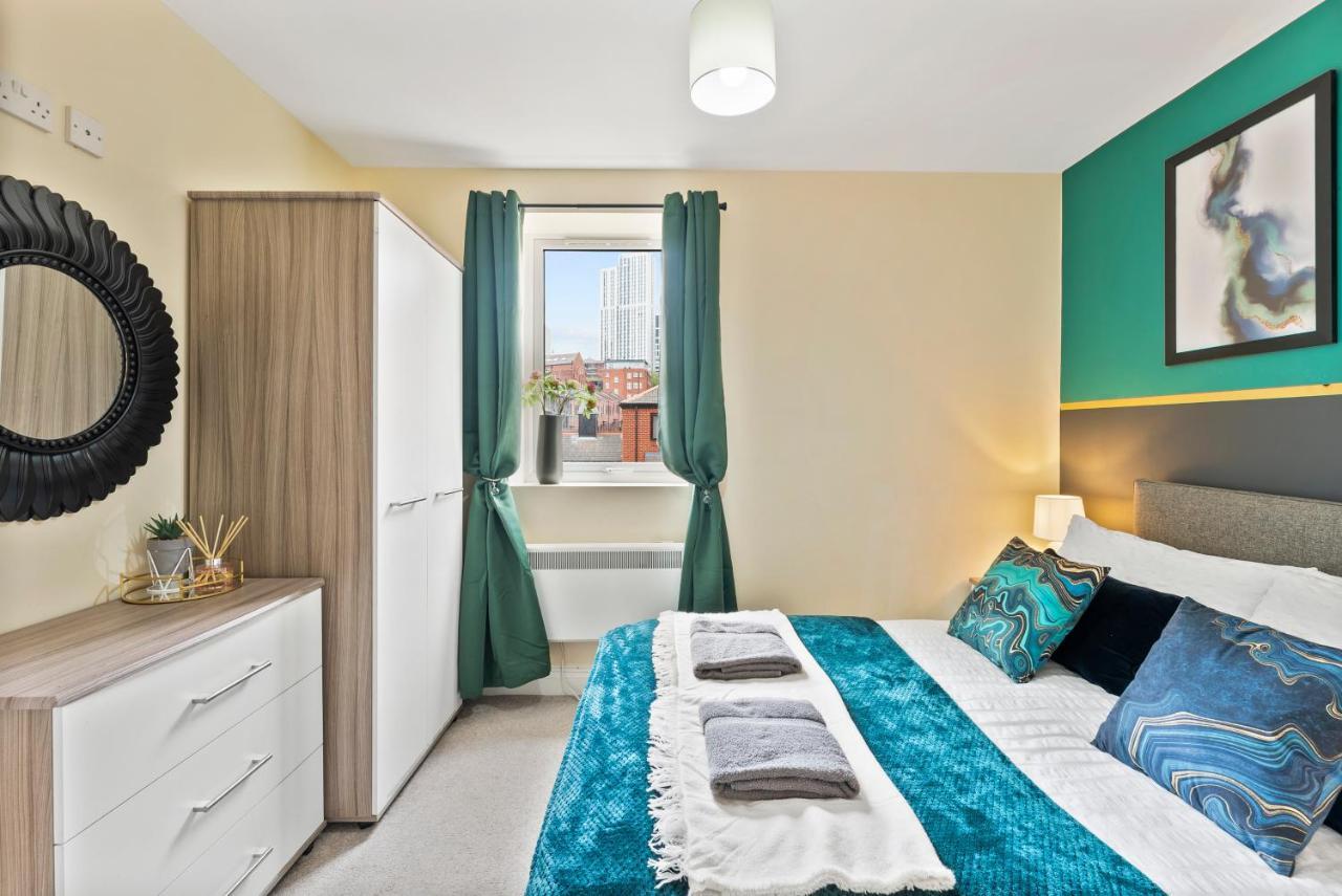 Апартаменты Central Leeds Gem - Parking - Sleeps 6 Экстерьер фото