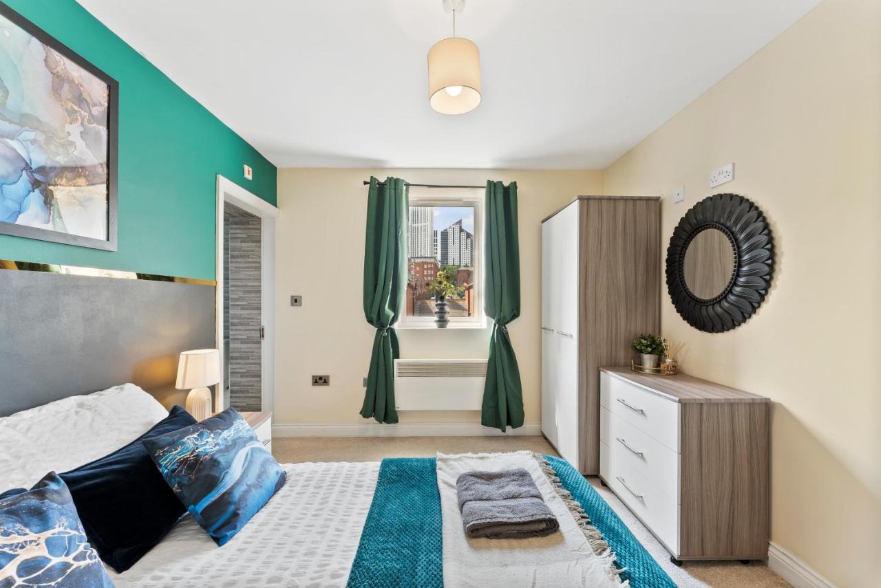 Апартаменты Central Leeds Gem - Parking - Sleeps 6 Экстерьер фото